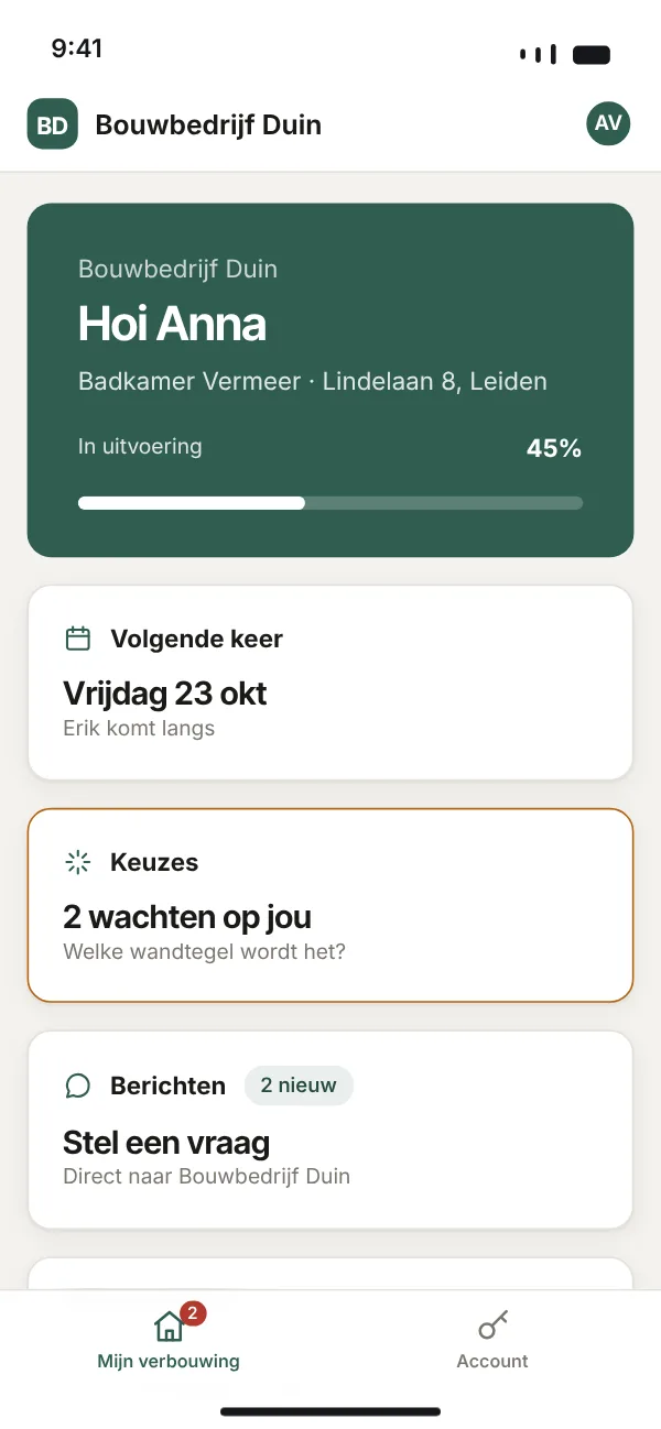 Klantportaal op de telefoon met voortgang, keuzes en berichten
